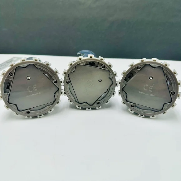 Marvel Universe Lot of 3 Iron Man Figures Mixed With Light-Up Bases Mark iV - Picture 9 of 13